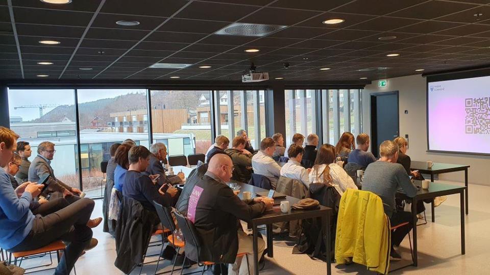 Lenkje til artikkel: Kommune og næringsliv samla til dialog i Norborghallen